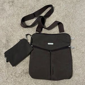 Baggallini crossbody travel bag